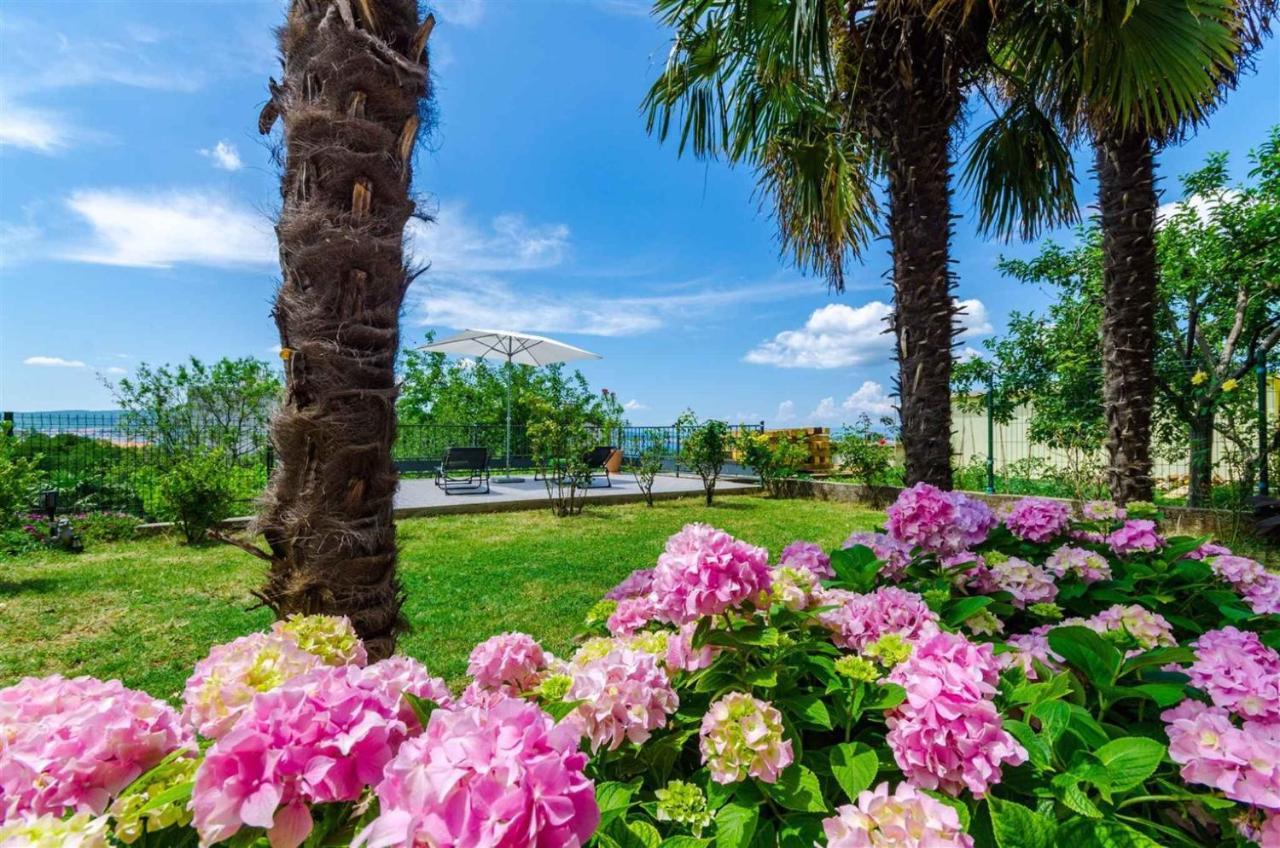 Apartment In Crikvenica 5267 Екстер'єр фото