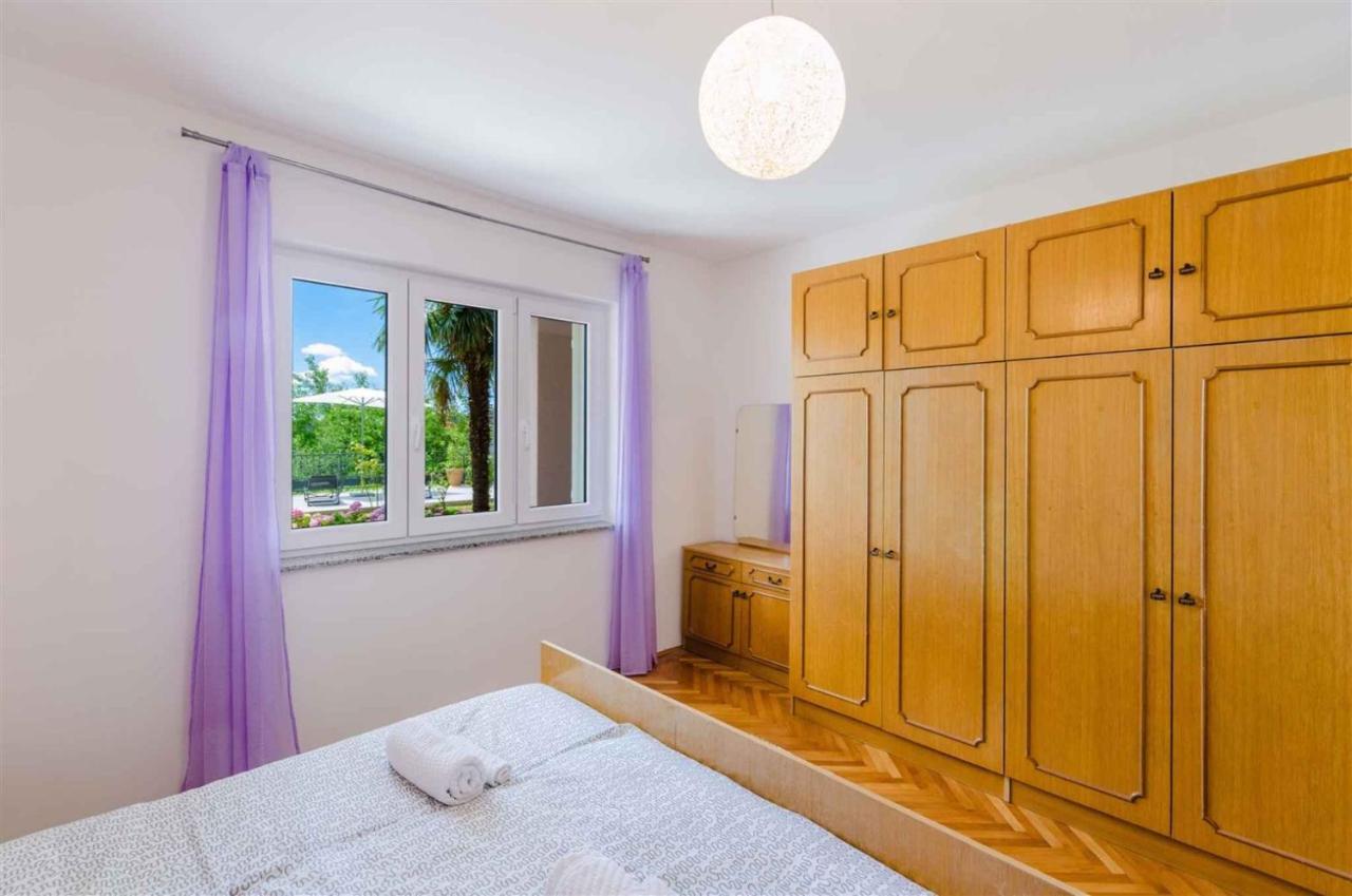 Apartment In Crikvenica 5267 Екстер'єр фото